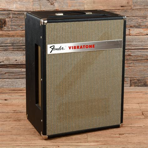 fender vibratone